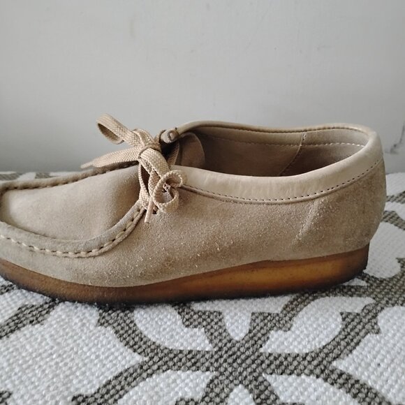 Clark's Wallabees - Picture 4 of 13